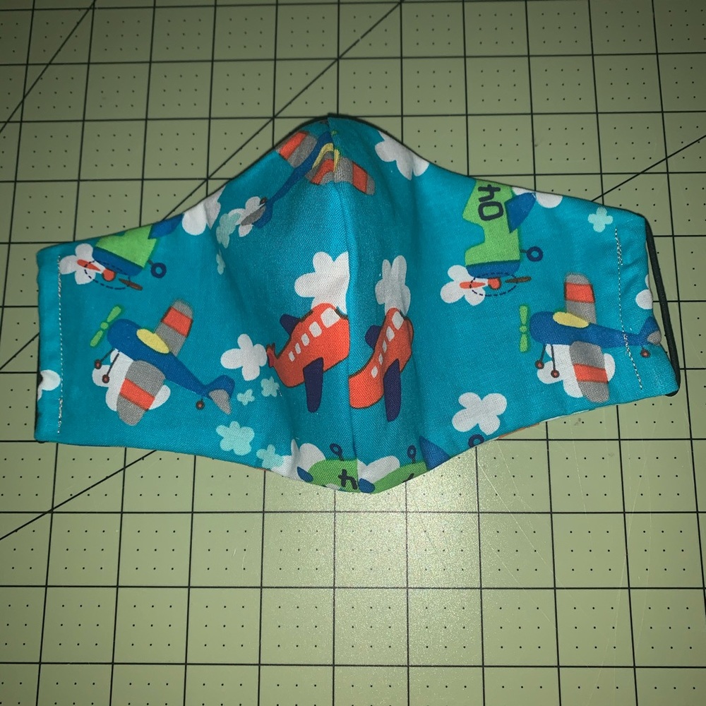 Hand made face mask with filter pocket